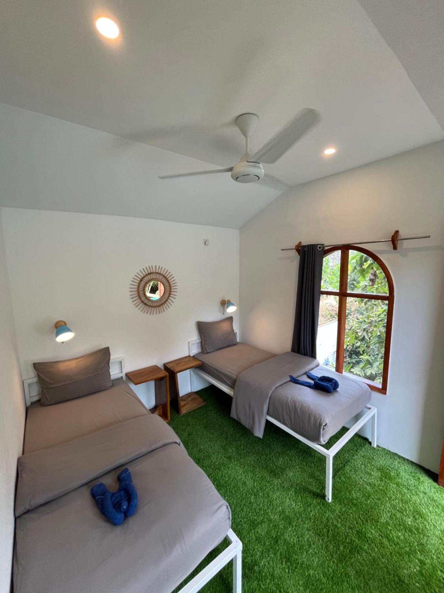 Tipsea Turtle Gili Air Hotel Exterior photo